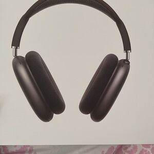 COPY - Apple Black Over-Ear Headphones